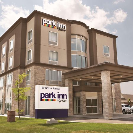 Park Inn By Radisson Brampton, On エクステリア 写真